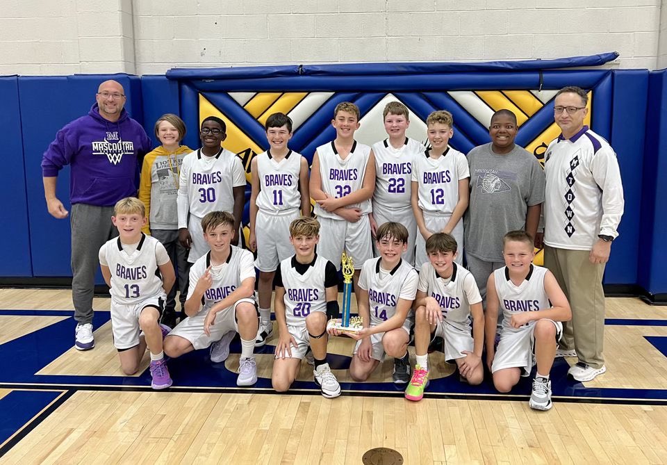 MascoutahHoops's tweet image. Congratulations to our 6th grade hoops team for winning the championship at the Aviston tournament! Very coachable and competitive group! 🟣⚫️