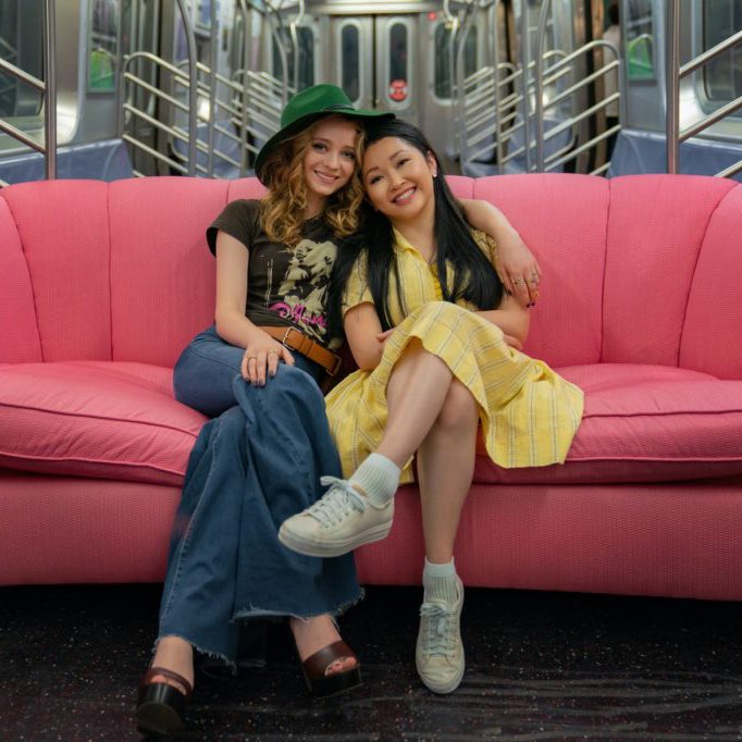 jess 🪞✨ tweet media