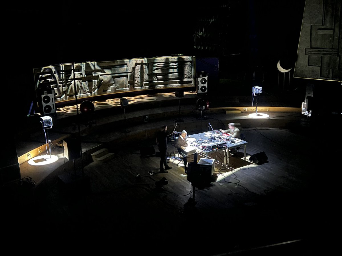 Virgile Novarina (@virgilenovarina) on Twitter photo Superbe concert de #Matmos ce soir au studio 104 de la <a href="/maisondelaradio/">Maison de la Radio et de la Musique</a> pour le festival Présences électronique (jusqu’à demain soir)… Superbe concert de #Matmos ce soir au studio 104 de la <a href="/maisondelaradio/">Maison de la Radio et de la Musique</a> pour le festival Présences électronique (jusqu’à demain soir)…