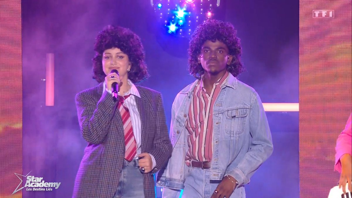 staracreact's tweet photo. Franck c'est tellement le perso principal d'une série des années 80 😂
#StarAcademy https://t.co/0n1RJ18dcH