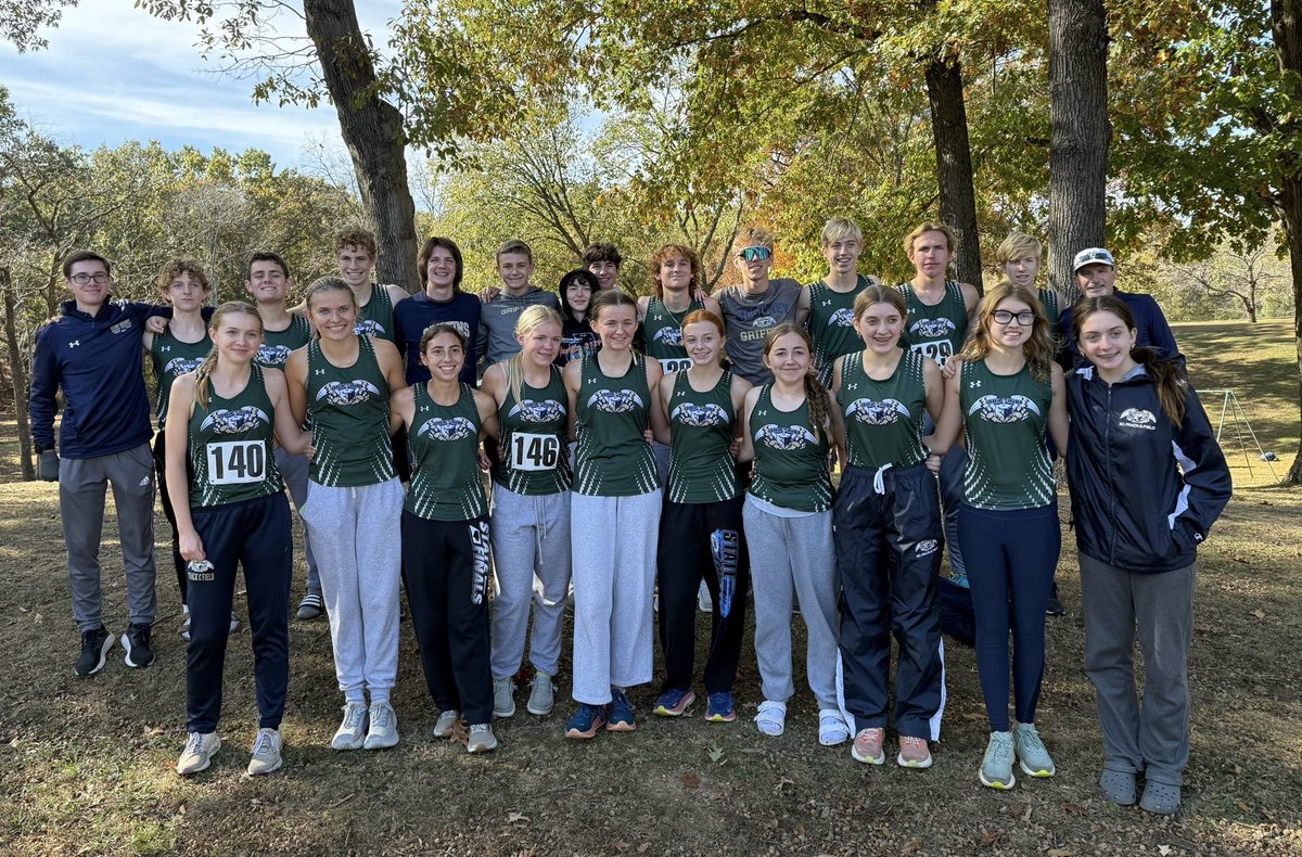 McGivney_XC_TF's tweet photo. History Made; Only the 2nd time FMCHS Qualifies Girls and Boys for the IHSA State Cross Country Championships in the Same Year!!  Congratulations to all and see you at Detweiller!! https://t.co/cEgAkZ4kqp