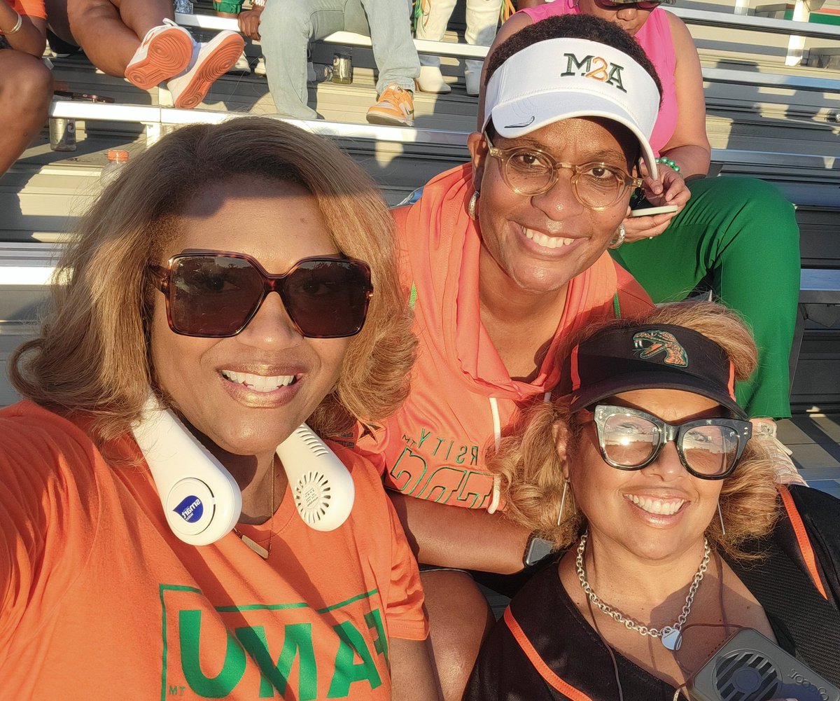 hi_7hills's tweet photo. @FAMU_1887 #homecoming2024 brings together all the friends! 
🧡💚🐍🐍🐍
#BraggLive #FAMU #RememberTheTimes
#COLAC https://t.co/kBCargqHSM