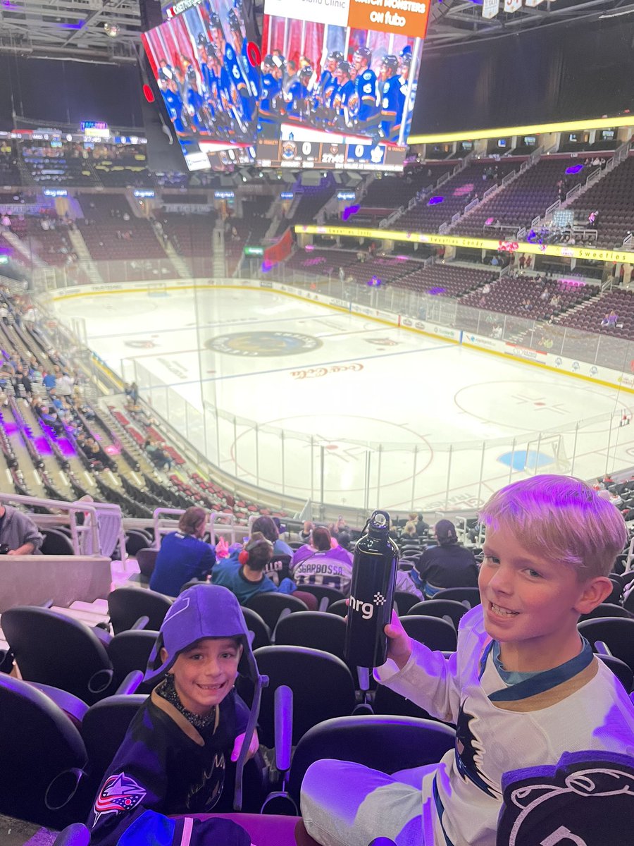 KorianneKrill's tweet photo. Let’s go Monsters! #fearthedepths @monstershockey https://t.co/mbfuCyGQnC