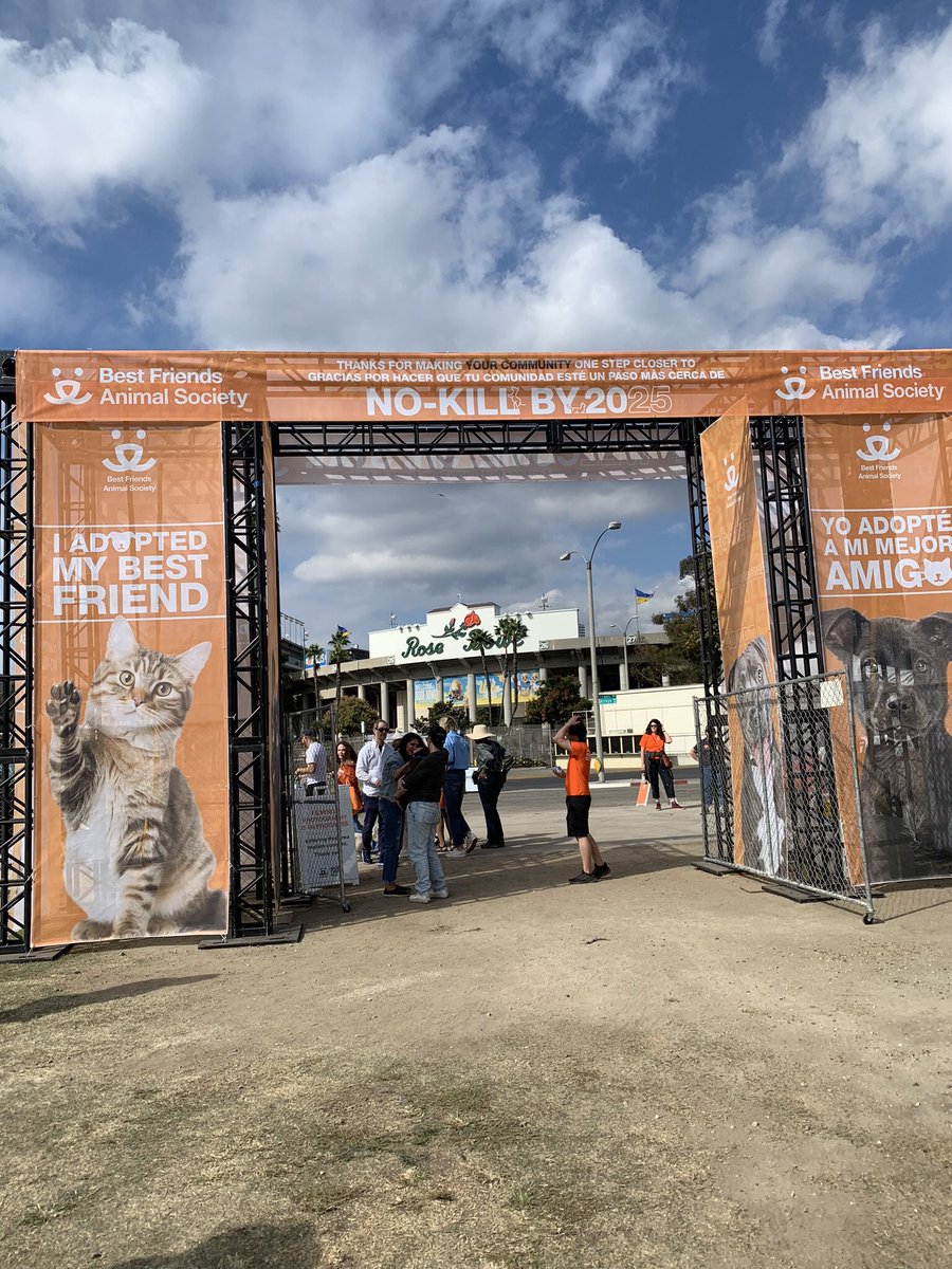Day 1 of the Best Friends LA Super Adoption at the Rose Bowl in Pasadena was so fun!