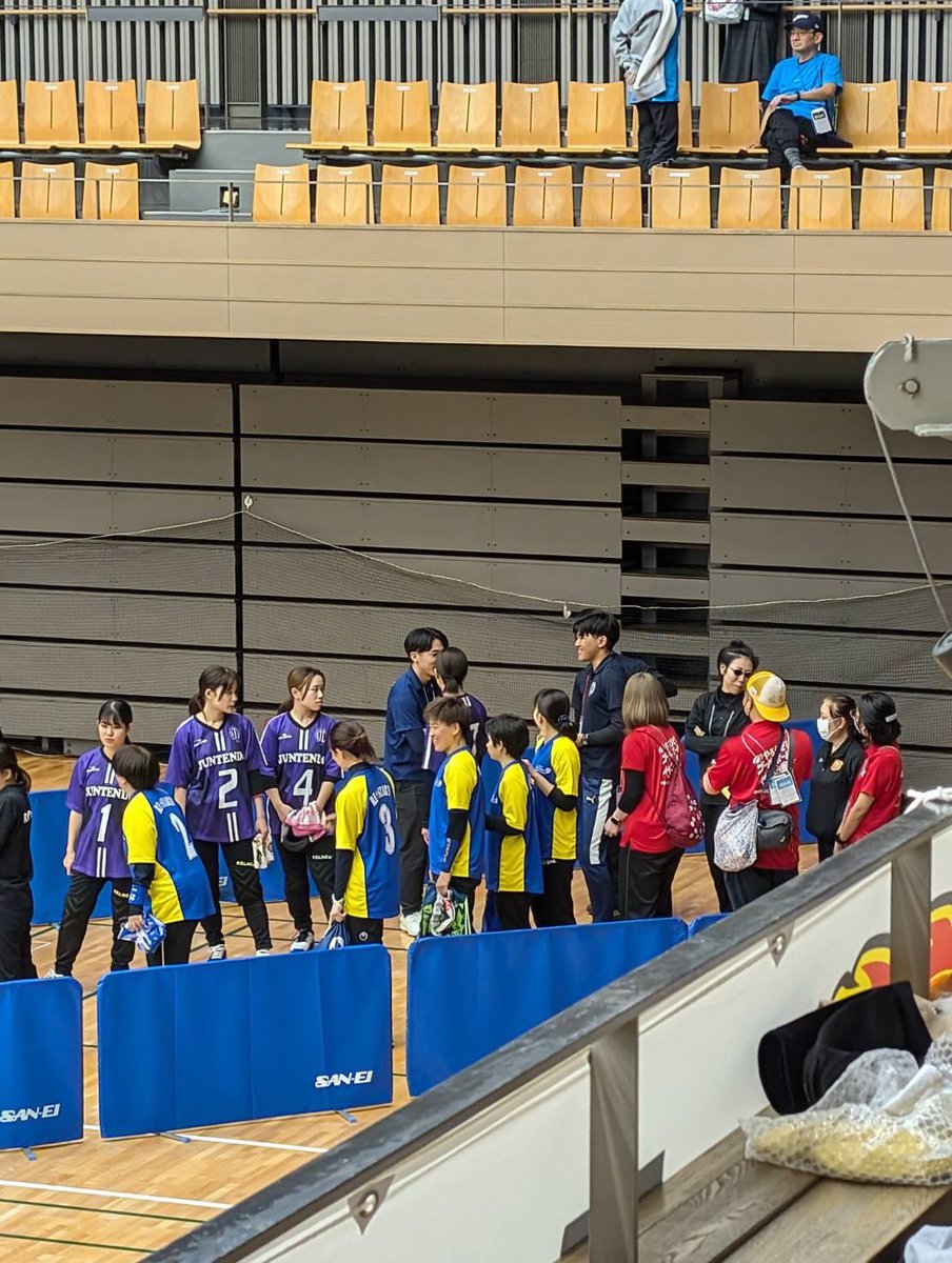 kanagawaGBA's tweet photo. 昨日、今日と所沢市民体育館にて、ゴールボール日本選手権が開催しています‼️

RE☆STARTSはリーグ2位で通過し、本日準決勝へ臨みます🔥
スローガン『みんながヒーロー』を胸に、今日もチーム一丸となって頑張ります‼️応援よろしくお願いします‼️

#RESTARTS
#ゴールボール
#KGBA
#みんながヒーロー https://t.co/99dXYVi2hq