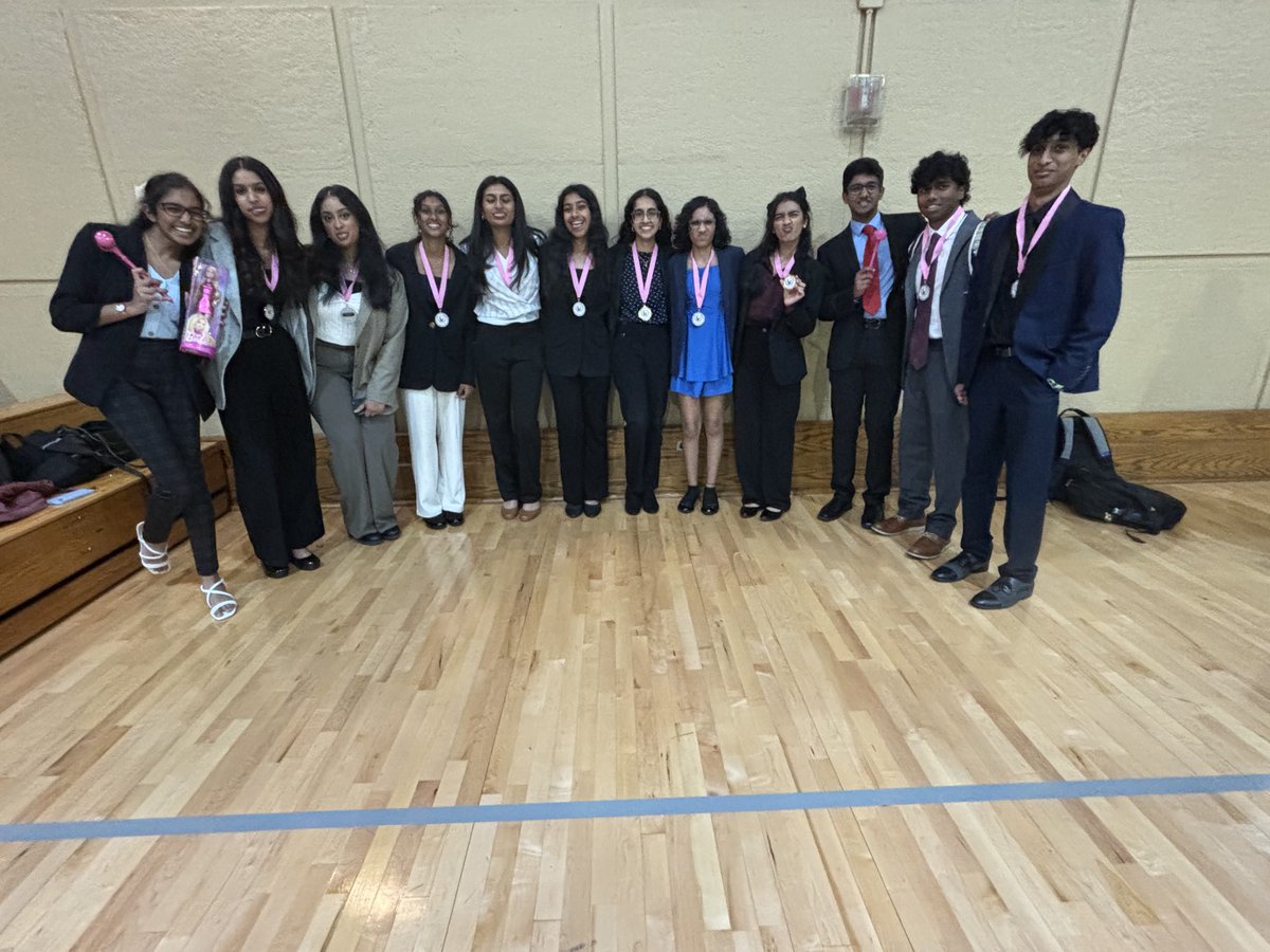 WVHSModelUN's tweet photo. Model UN brings home SIMUN Awards. We are so proud of our delegates! ⁦@WVTV⁩ @WVHSpta ⁦@WaubonsieValley⁩ ⁦@WVHSStipp⁩ https://t.co/B4nUjyQxIF
