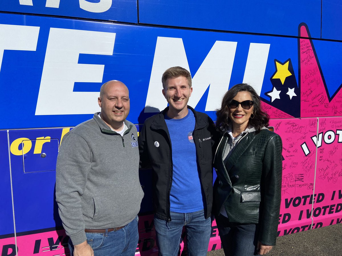 breagan92's tweet photo. Just finished another day of canvassing for @KamalaHarris and @Tim_Walz as well as @RepSlotkin and @CurtisHertelJr here in Michigan!! I knocked on over 130 doors and got to meet the incomparable @gretchenwhitmer and @CurtisHertelJr!! Michiganders are fired up and ready to #GOTV https://t.co/HbSZFkjYuN