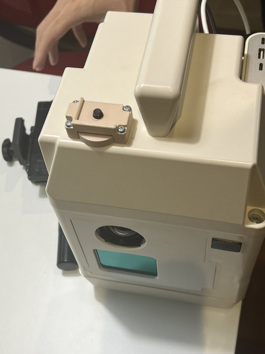 TokiwaTec's tweet photo. デモをして頂いたSLAM-LiDARは、どれも良い物でした。メーカーさんの考え方も伝わって、とても参考になりました。「コレをこんな風に使って、こんなデータ取れるかな?」と妄想している段階です。 #mapry #FARO https://t.co/zTb4sCC7nN