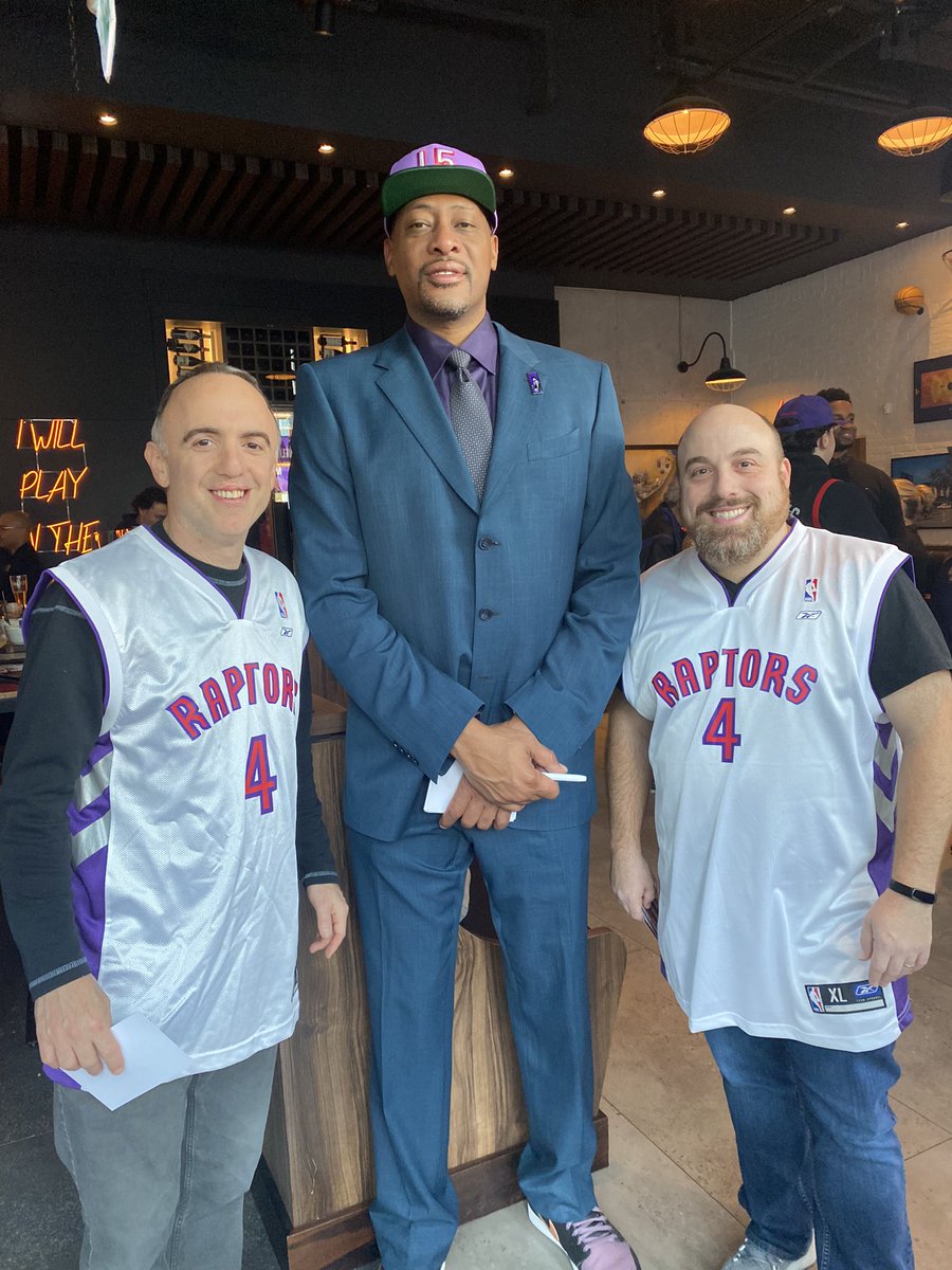 #wethenorth -Go raps! Vince for the slam dunk ;-)