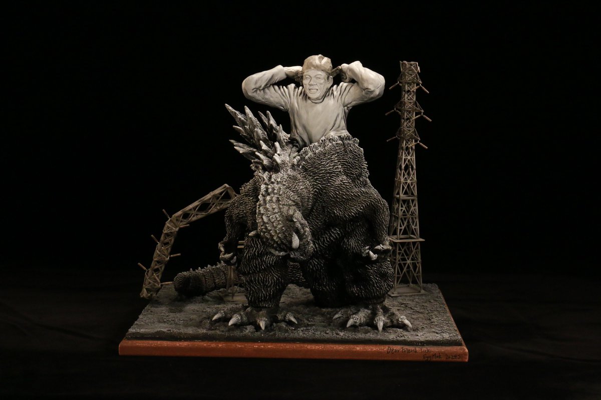 d4240065a2994c6's tweet photo. #Godzilla70 
🎉🎉 https://t.co/IIVKB2YfgJ