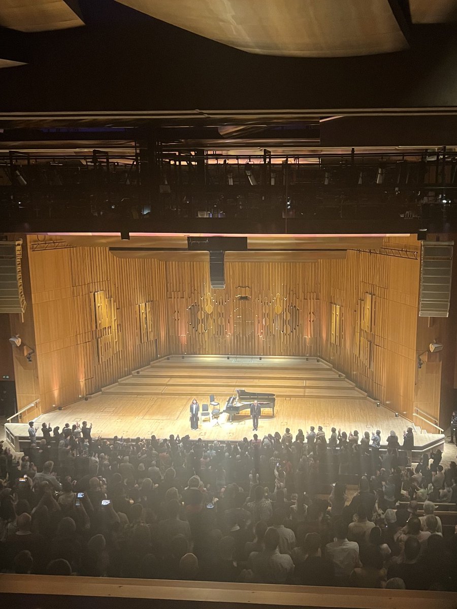 A real privilege to hear the last London recital from @kathystott and <a href="/YoYo_Ma/">Yo-Yo Ma</a> this evening at <a href="/BarbicanCentre/">Barbican Centre</a> . Thank you for all your music making over the last 40 years!