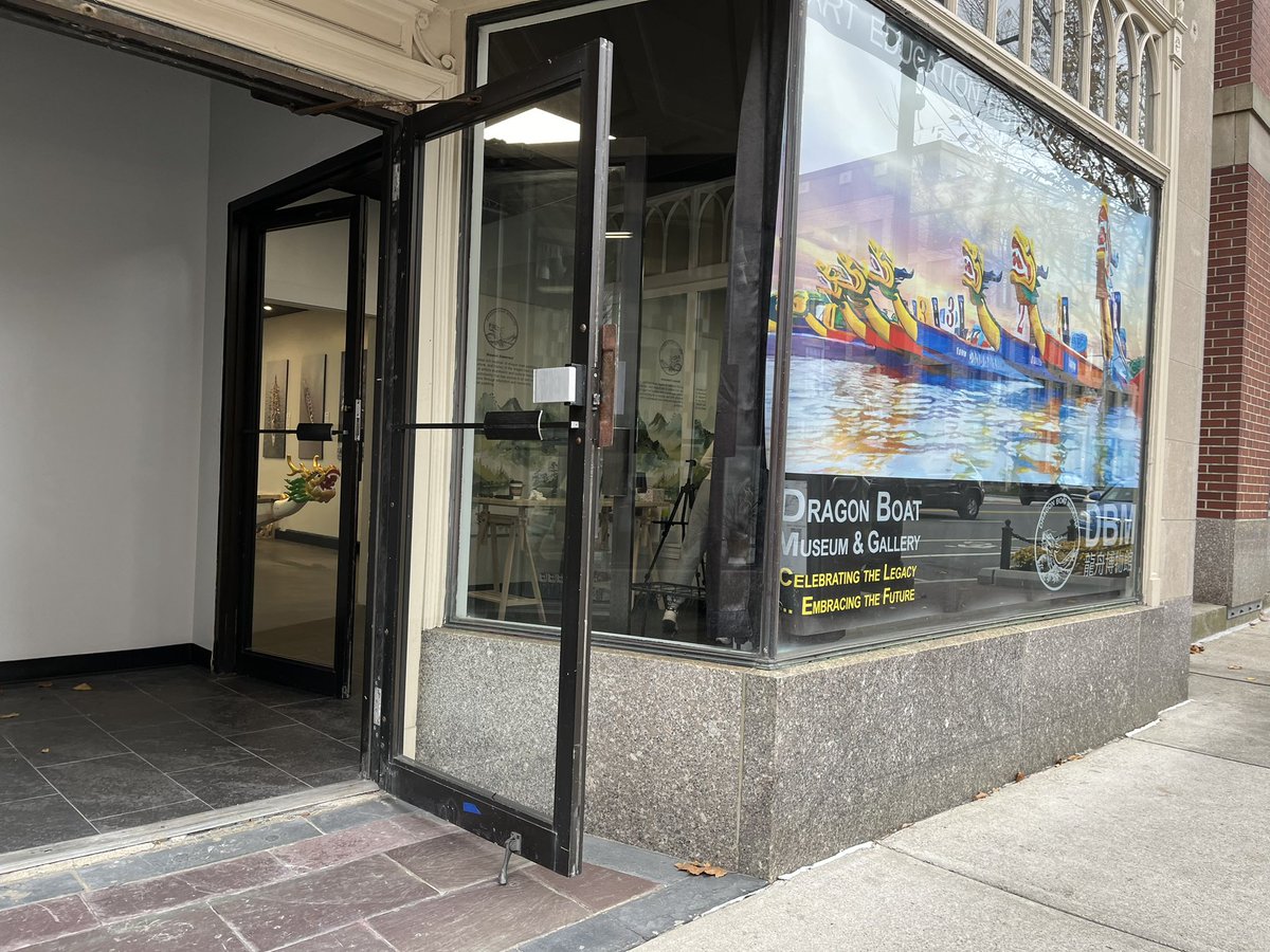 This was also a special day with a post-practice #boatmove into the Dragon Boat Museum! Ohana Racing 5 will be welcoming visitors, teaching them about #paddling sport, and sharing our team culture for years to come! #DBM #ONERacing <a href="/usdragonboat/">United States Dragon Boat Federation (USDBF)</a> <a href="/idbf_dragonboat/">IDBF - International Dragon Boat Federation</a> #openingsoon