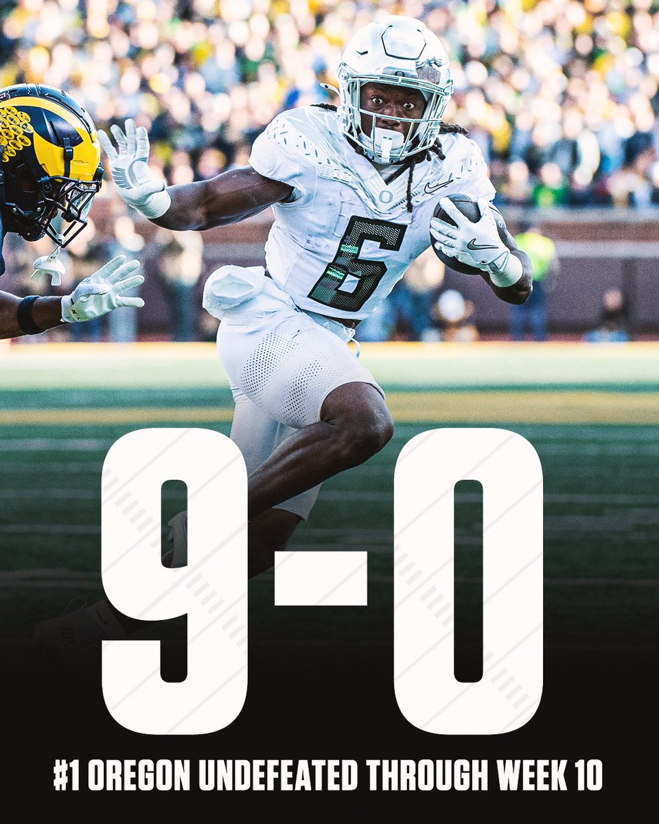 OREGON REMAINS UNDEFEATED 🔥 

They are the first team to defeat Michigan and Ohio State in the same season since 2015 💪