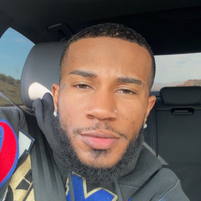 jizzlethedj's tweet photo. #NewProfilePic https://t.co/1L2ZltBLAk
