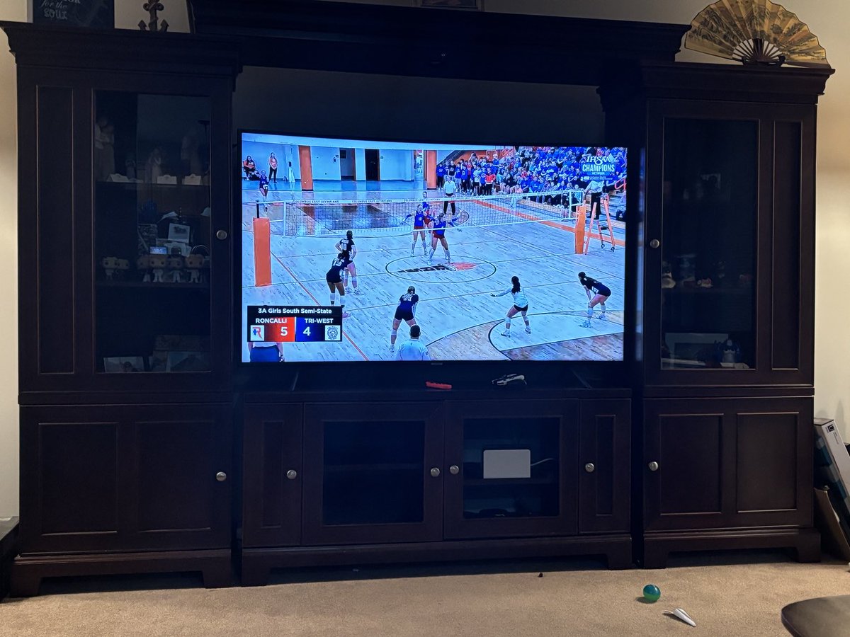 MrsLowe_English's tweet photo. Let’s go! ⁦@triwestvolley⁩ https://t.co/3zqjl4d8he