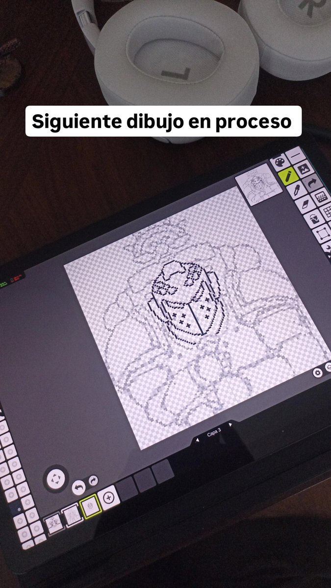 CalArtK1's tweet photo. Trabajando en el l siguiente dibujin ✨

#pixel #art #pixelart #wh #warhammer40k https://t.co/3cEyZQ8ONC