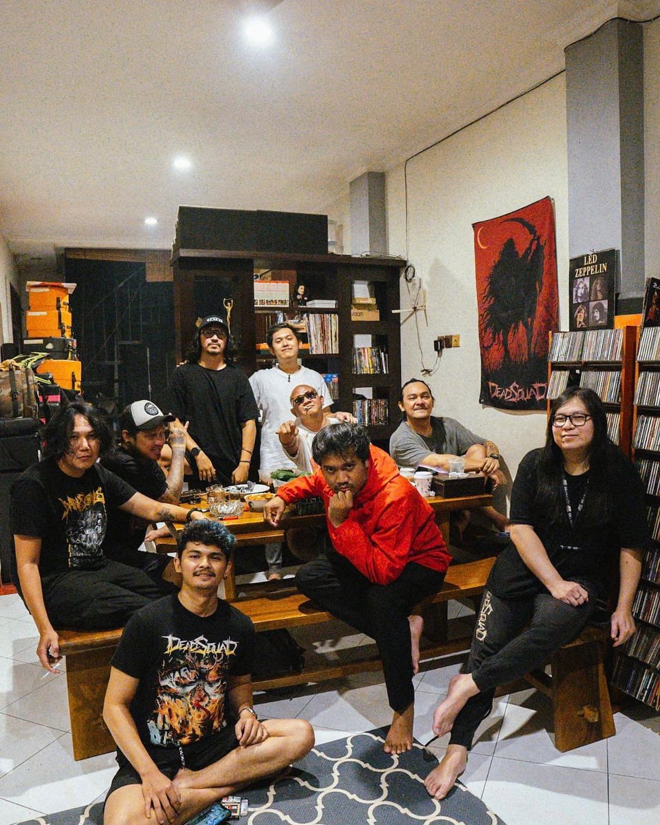 UNTUK SHOW SHOW SELEBIHNYA TANYA KE @KIKIAULIAUCUP