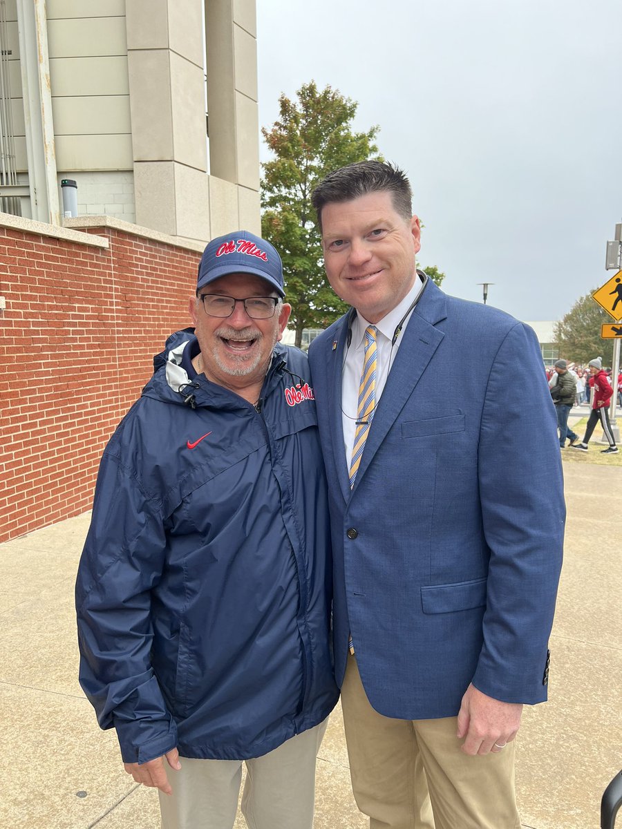 BradLoganTOC's tweet photo. @baileydigby Thanks for the kind words Bailey. Dr. Digby is a wonderful man. https://t.co/Du9SdcQwnh