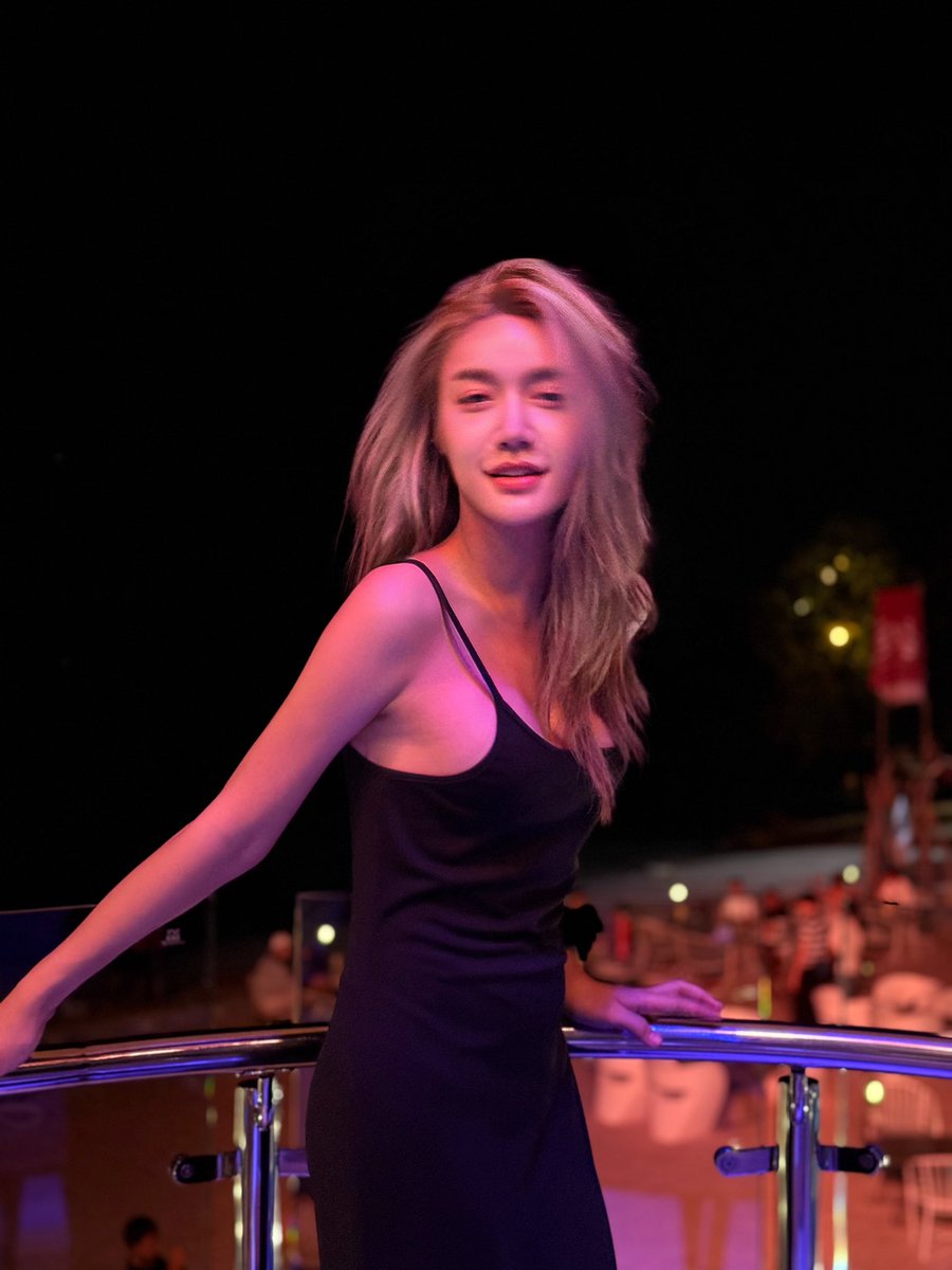 babalabell tweet media