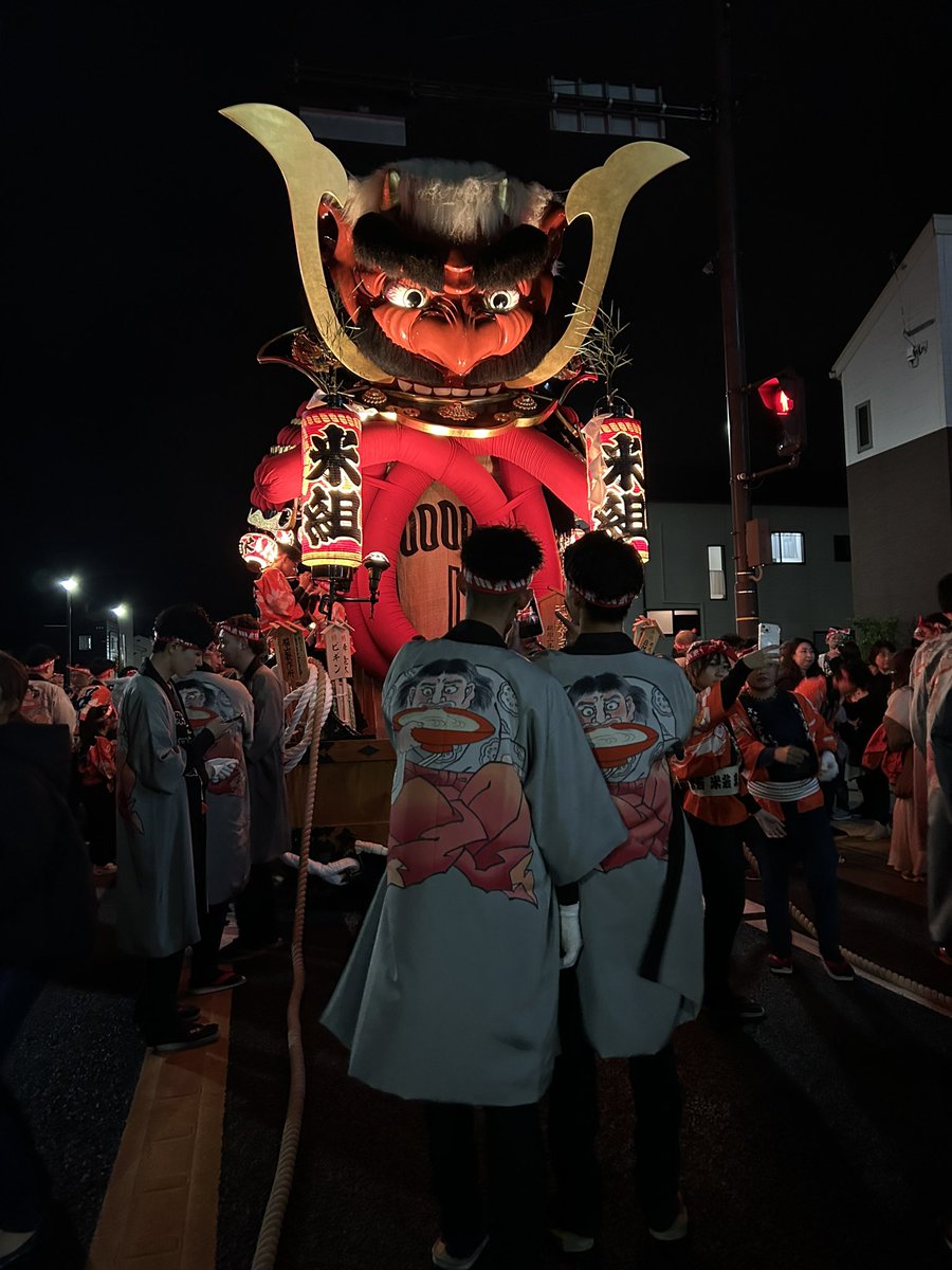 mikichian0613's tweet image. 昨日は、唐津くんちの宵山に孫ちゃん達と行ってきました🤗1番ヤマ赤獅子は、1819年作成✨✨
昔の人は、凄い‼️

#唐津くんち
#宵山
#推しヤマ