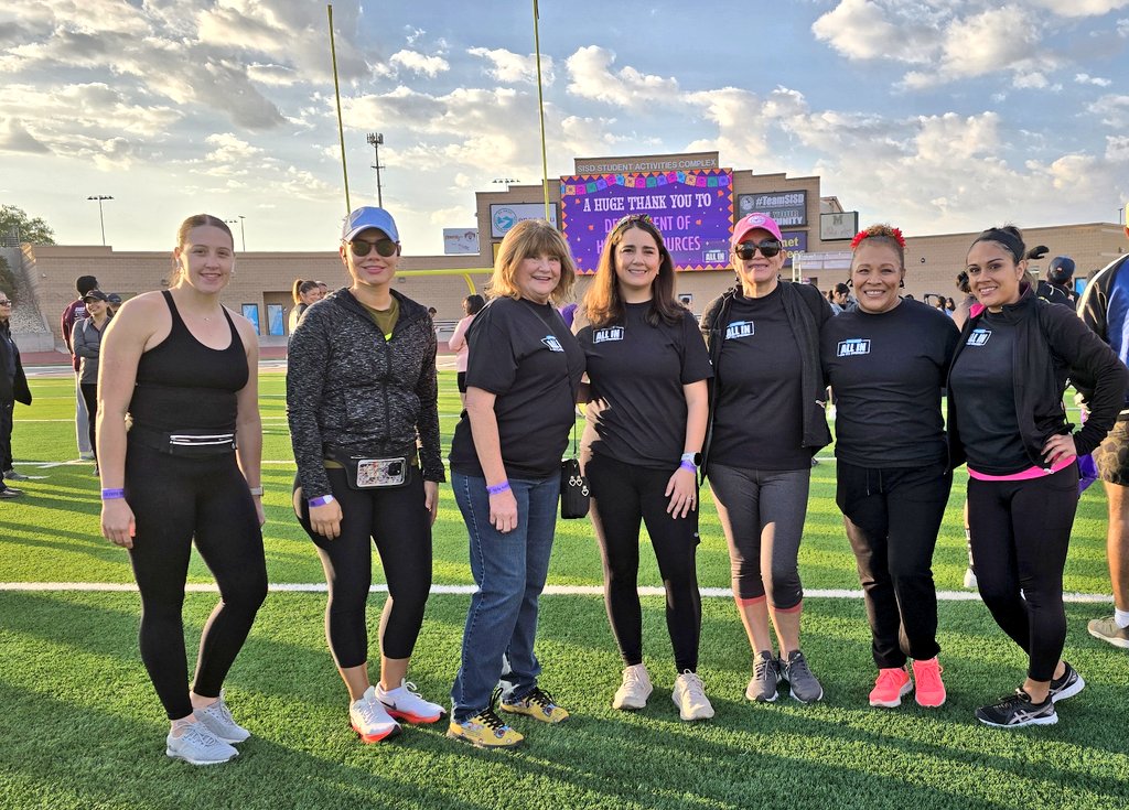 Purple Heart showing up to run at the 2nd annual Dia de los Muertos Health Expo 5k and 1-mile walk. 🏃‍♀️ ❤️ #TeamSISD #AllIn