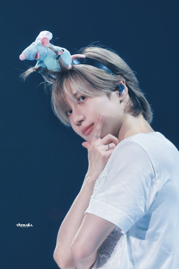 ch_lee25's tweet photo. @evaayllon  pero si vas si viene TAEMIN a Perú? 
#PERUwantsTAEMIN  #Ephemeral_Gaze_PERU  #TAEMIN  
@TAEMIN_BPM
@masterliveperu
@zafiroLive
@Artes_Peru
@livenationperu
@WorkShowsPeru
@MoveConcertsPE https://t.co/UZTpm8QF1e