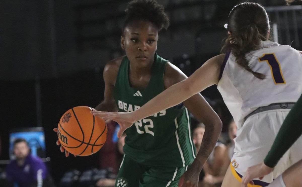 WBB RECAP ||| NORTHWEST 57, NO. 5 ASHLAND 49

The Northwest Missouri State women's basketball team defeated the No. 5-ranked Ashland Eagles, 57-49, marking its first top five victory since 2009.
 
Caely Kesten led the way with 14 points, shooting 5-of-10 from the field, including