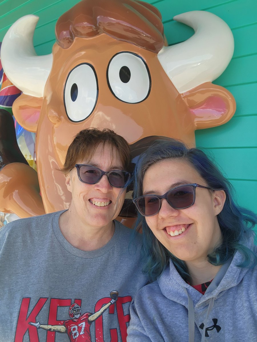 mltetbnc's tweet photo. Ignore how bad this picture is of me. The important part is my daughter. She's 19 and just voted in her 1st presidential election. I'm overwhelmed with emotions at what this election can mean for her. #VoteBlueDownBallot #forourdaughters #HarrisWalz2024 https://t.co/kIVfIN2BW0