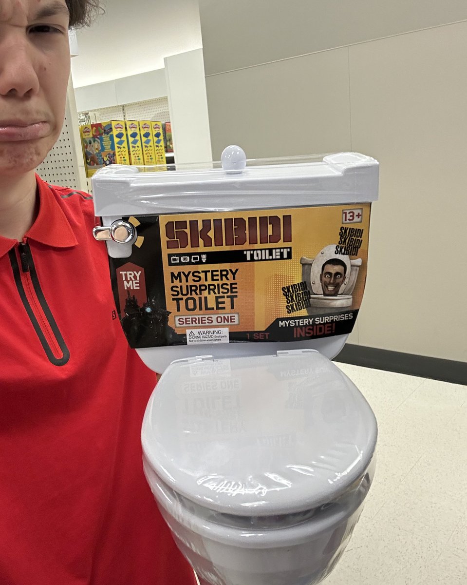 Perfectly Paused SpongeBob Frames tweet media