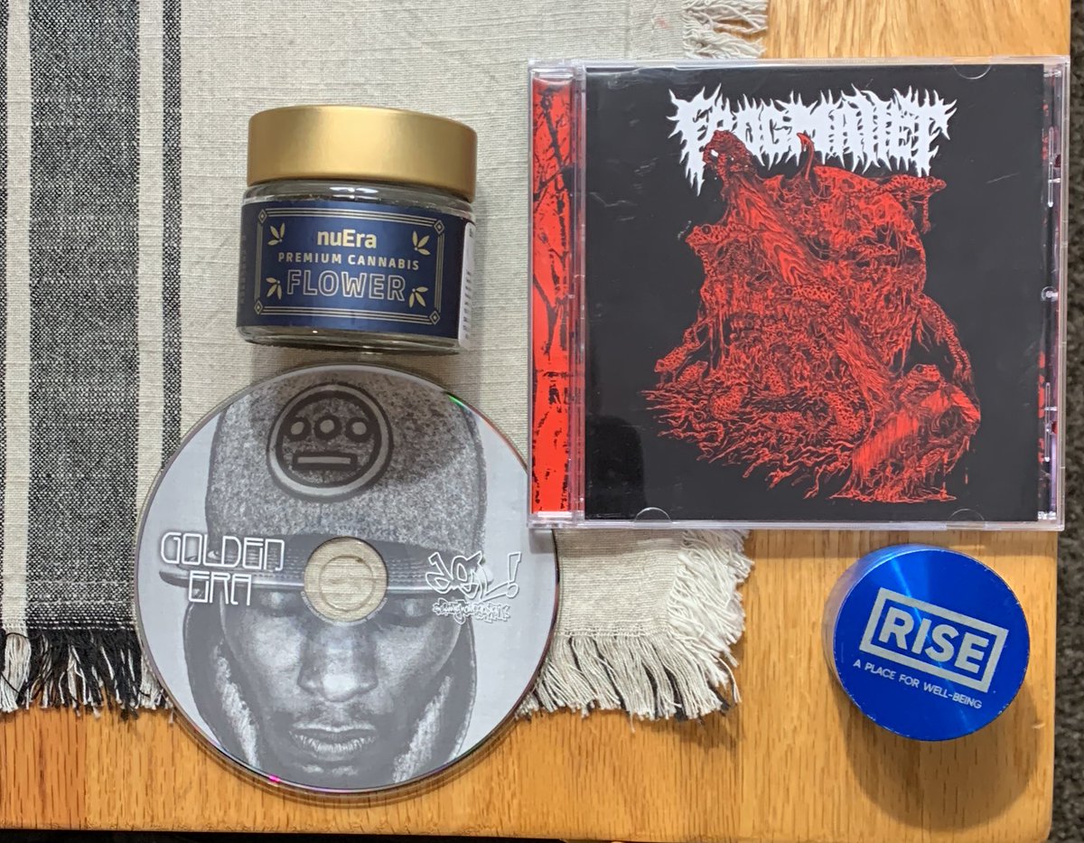 Saturday evening and we Raw and
Oozing Putrid Fluids
<a href="/DelHIERO/">Del The Funky Homosapien</a> <a href="/FrogMalletBand/">Frog Mallet</a> <a href="/nuEraCannabis/">nuEra Cannabis</a> 
Smoke weed like your life depends on it.