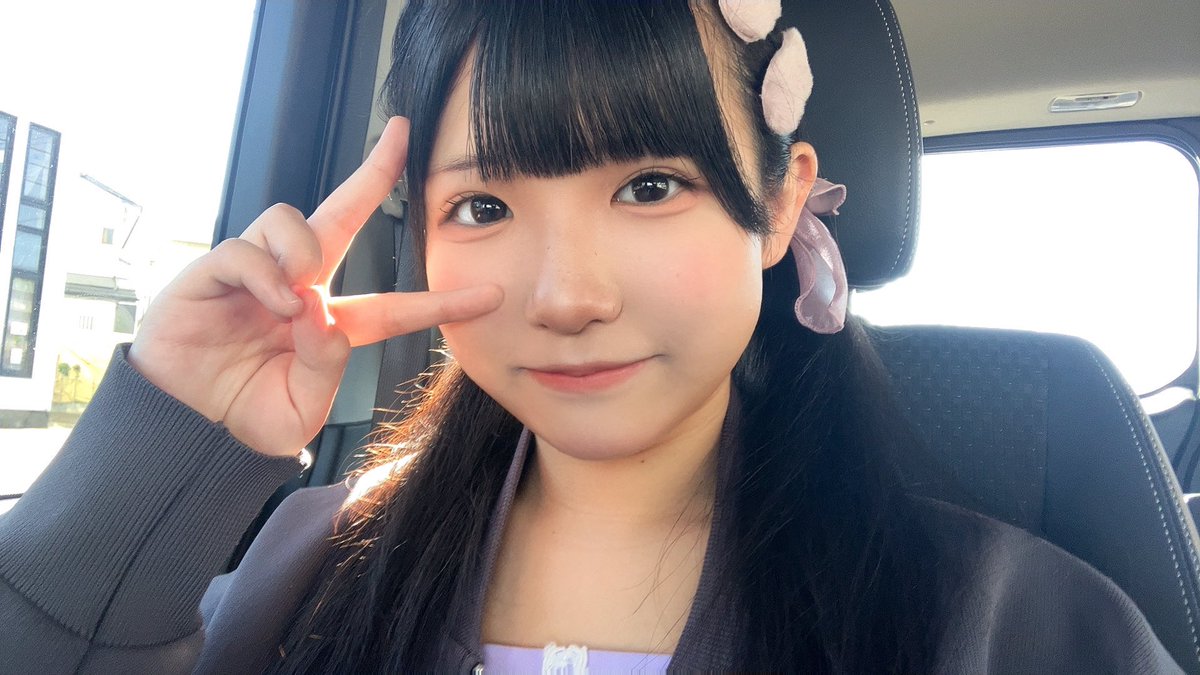 おはよー！
今日はすたーちゅさんライブです！🍀*゜
みんなのこと待ってるよ〜ん