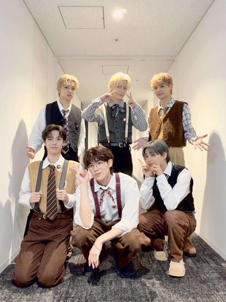 official_DXTEEN's tweet photo. [📸]

『Lovefes 2024 Lovefes LIVE』
アミュプラザ長崎 かもめ広場にて
#DXTEEN がスペシャルLIVEに
出演させていただきました！
'Brand New Day' 'Next'の2曲を
パフォーマンスさせていただきました！
ありがとうございました☺︎

そして本日19:05頃から！
長崎水辺の森公園一帯 サテライト会場にて
『Lovefes 2024 Lovefes LIVE』に
出演します！

水辺の森公園にてお会いしましょう☺︎

𝐃𝐗𝐓𝐄𝐄𝐍 𝟒𝐓𝐇 𝐒𝐈𝐍𝐆𝐋𝐄 < 𝐋𝐞𝐯𝐞𝐥 𝐔𝐩 >
2024.12.04(Wed) RELEASE🧱

🧐WHO IS DXTEEN?🧐
https://t.co/bXRVqGahpF

@lovefesnagasaki
#ラブフェス2024 #Lovefes2024
#DXTN #DXTEEN_LevelUp