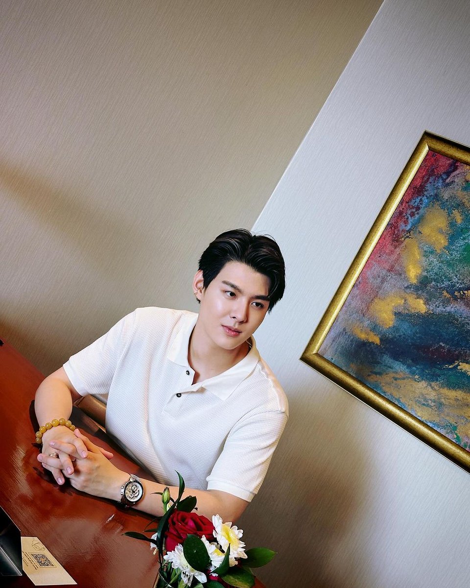 PockynSaint's tweet image. น้องลงรูปถ่ายในห้องพัก ที่ไปทำบุญ ทอดกฐิน ที่จังหวัดเชียงใหม่ กับ #3Vs  ที่พักแนวไทยๆ เมืองเหนือ น่าไปพักมากจ้า 
IG: saintsup 
🔗instagram.com/p/DB3GaxUzNBN/…
#Saint_sup #MingEr #เซ้นต์ศุภพงษ์