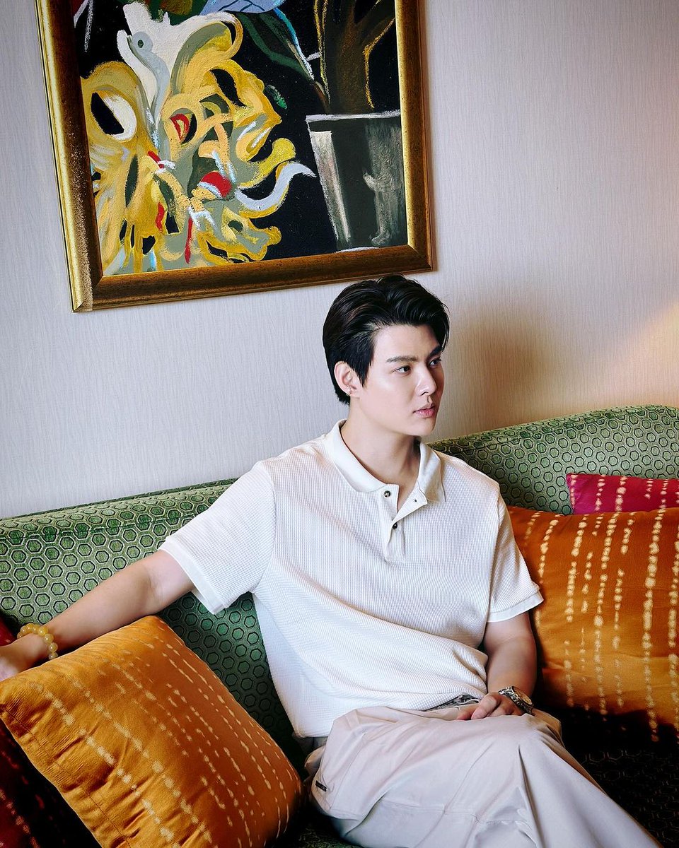 PockynSaint's tweet image. น้องลงรูปถ่ายในห้องพัก ที่ไปทำบุญ ทอดกฐิน ที่จังหวัดเชียงใหม่ กับ #3Vs  ที่พักแนวไทยๆ เมืองเหนือ น่าไปพักมากจ้า 
IG: saintsup 
🔗instagram.com/p/DB3GaxUzNBN/…
#Saint_sup #MingEr #เซ้นต์ศุภพงษ์