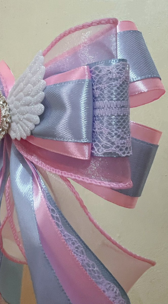 pretty_laces's tweet photo. 💎🩷 https://t.co/koGVAWZlKf