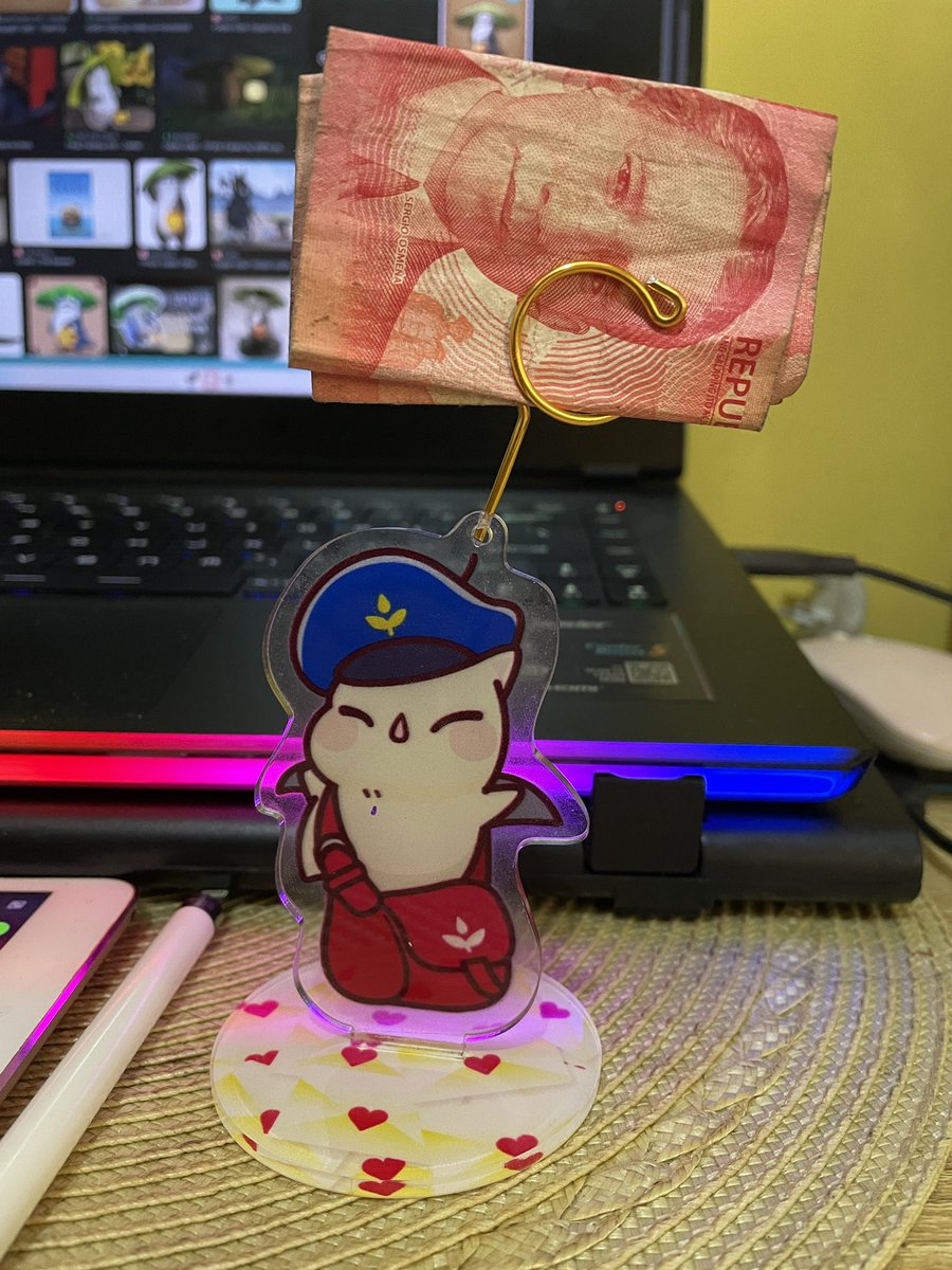 vividbit21's tweet photo. hehehe https://t.co/WHaCu4O1QC