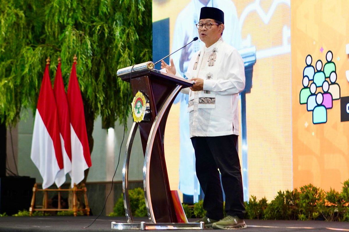 Di Grand Ballroom Minhajurrosyidin, Lubang Buaya, Cipayung, Jakarta Timur.
<a href="/pramonoanung/">Pramono Anung (IG : @pramonoanungw)</a>  menghadiri RAPIMWIL LDII DKI.
Mas Pram memaparkan visi dan program kerja, sekaligus merangkul LDII dan berbagai komunitas dan organisasi keagamaan sebagai mitra strategis.

#JakartaOrany3