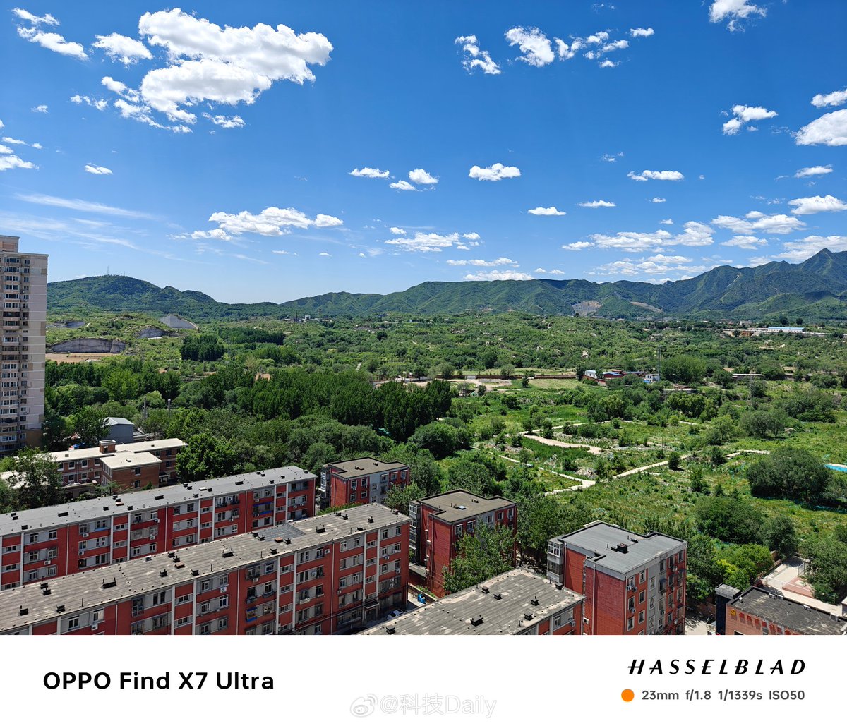 1GadgetLoop's tweet photo. 🚨Oppo Find X7 Ultra camera samples
🌝Hit or Flop?? What do you think??
🌚Oppo Find X8 series is coming to India soon. Are you planning to buy it?
#Oppo #OppoFindX7 #OppoFindX7Ultra #OPPOFindX8Series #OppoFindX8 #VivoX200 #OnePlus #OnePlus13 #Xiaomi15 https://t.co/17VEe2xZrc