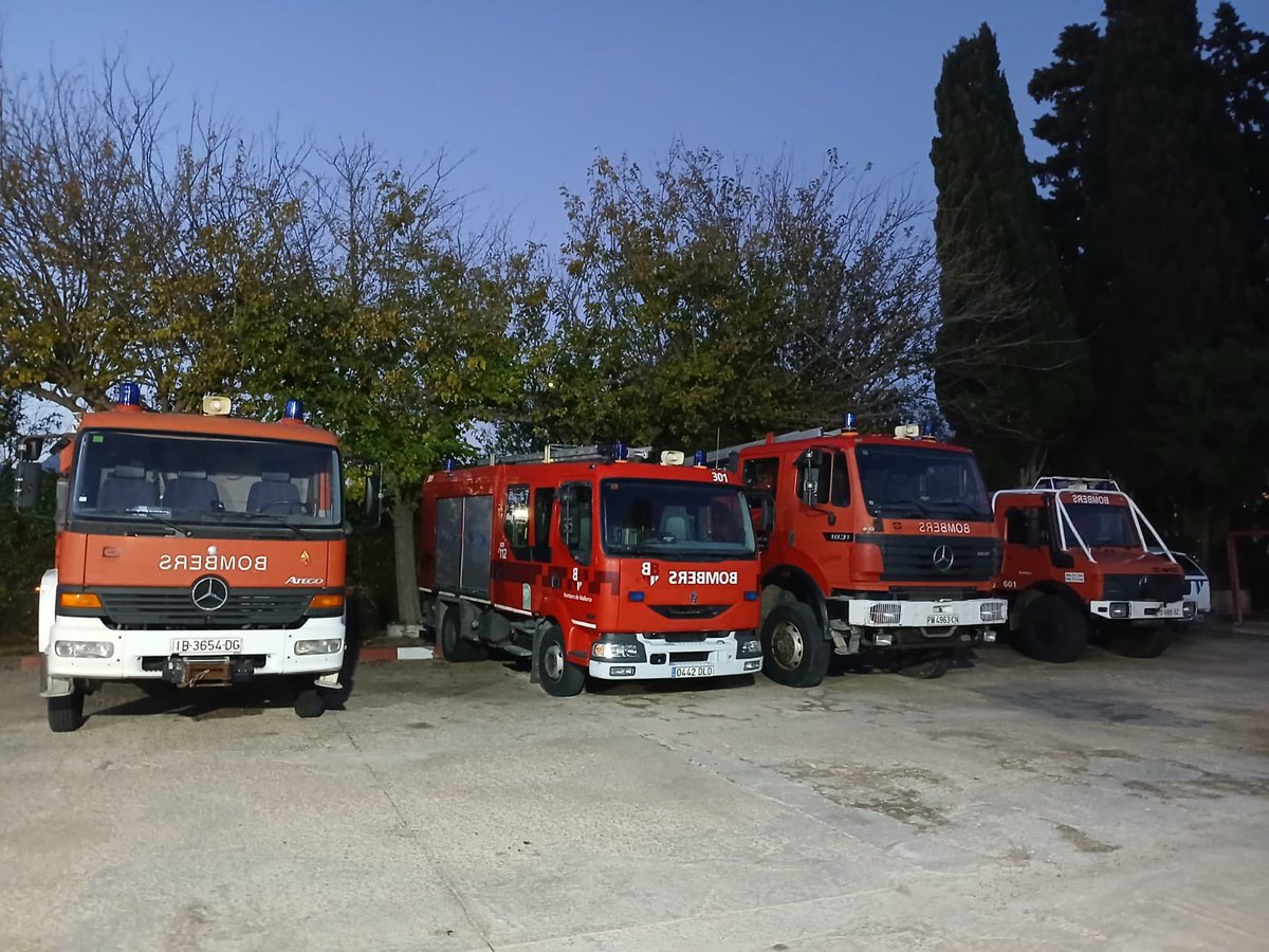 BombersdeMca's tweet image. Ho tenim tot preparat.
Partim cap a València. 🧡