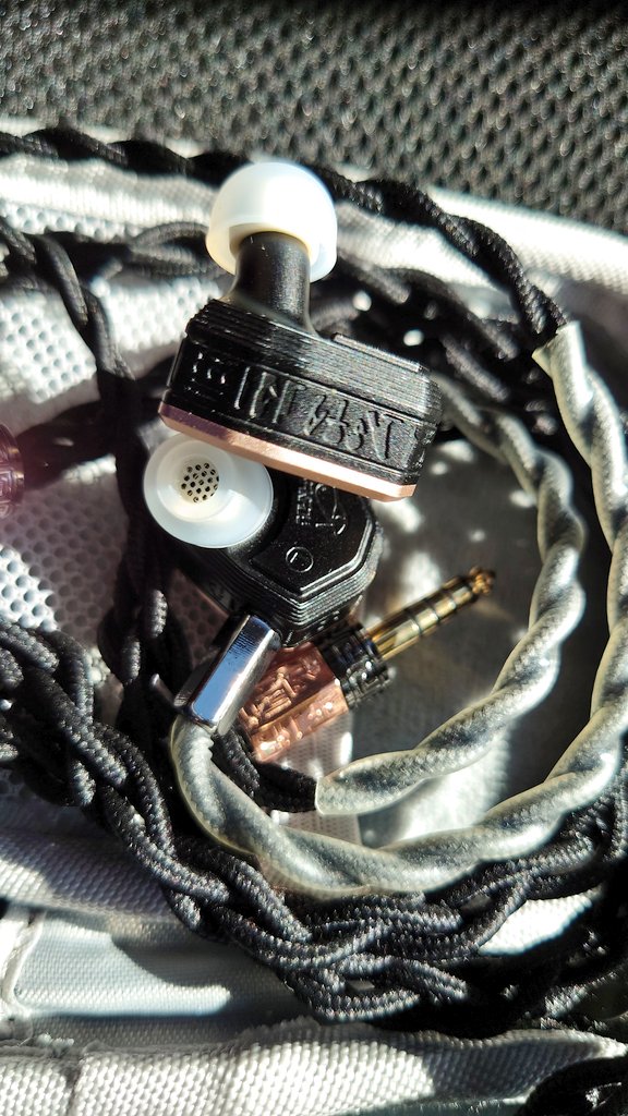 【なお】Xanadu Audio Khopesh イヤホン iem なお様専用】Xanadu Audio Khopesh イヤホン iem