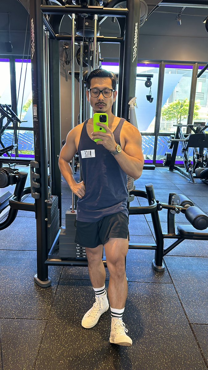 sangpiji's tweet image. If you’re feeling stuck in your current situation, let me help you find a solution.