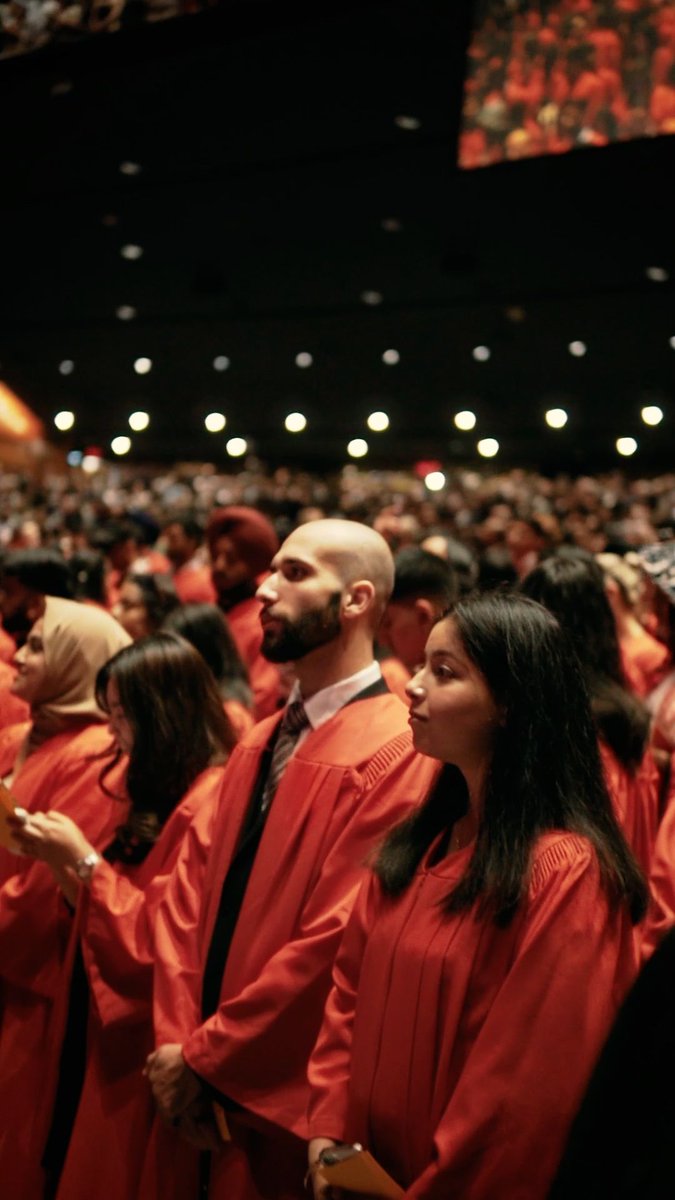 InspiredProCa's tweet image. Another semester, another milestone for Seneca Polytechnic graduates! Honored to capture this unforgettable day filled with smiles, cheers, and proud moments.

Find us anywhere: @ inspiredpro.ca

Get Inspired x New Era 🤍
#ConvocationDay #SenecaPolytechnic