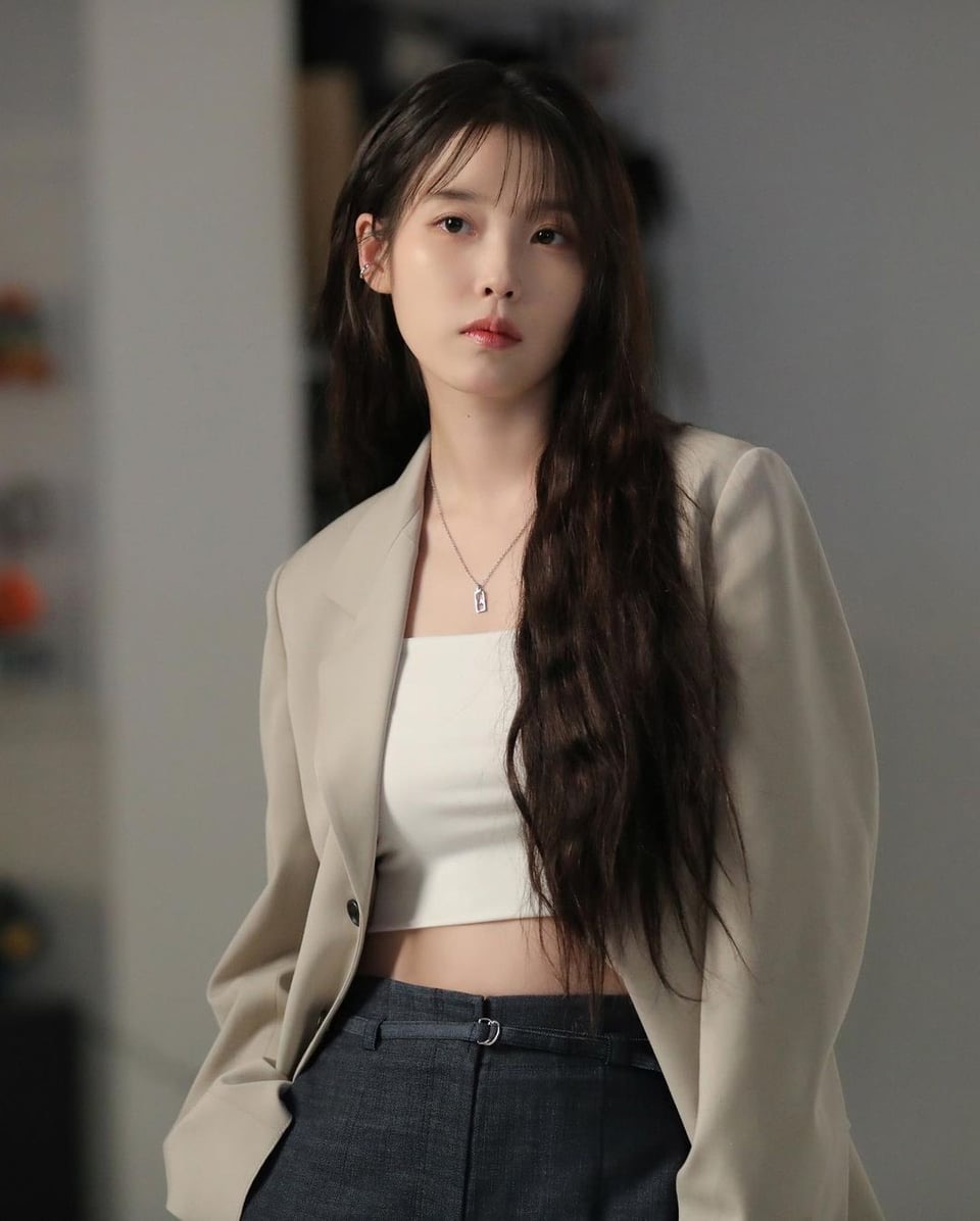 trickleupnyc's tweet photo. Vote for #IU #2024MAMAVOTE https://t.co/MocQoC8H4q