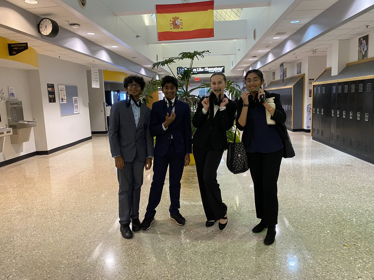 BVWestDebate's tweet photo. But wait, there’s more! The Jaguars were also in action at Blue Valley High:

Team wins 3rd in sweeps!

NOVICE SPEAKERS:
Aashi - 1st🔥
Aria - 2nd 
Nitin - 9th 
Prahlad - 10th

NOVICE:
Aashi/Aria - 1st, 5:0🔥
Nitin/Prahlad - 5th, 4:1

OPEN:
Madhava/Rishi - 7th, 3:2 

@westjags https://t.co/HxVZfvYhi9