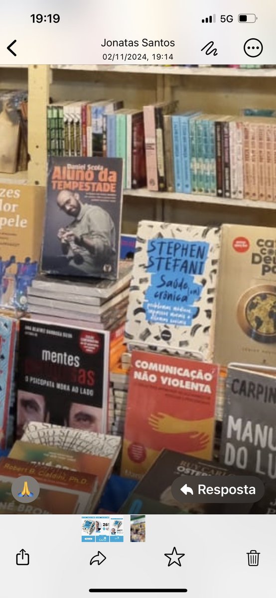 StephenStefani's tweet photo. Que satisfação estar na maravilhosa Feira do Livro de Porto Alegre … e bem acompanhado pelo @DanielScola https://t.co/lSiSQH2P5q