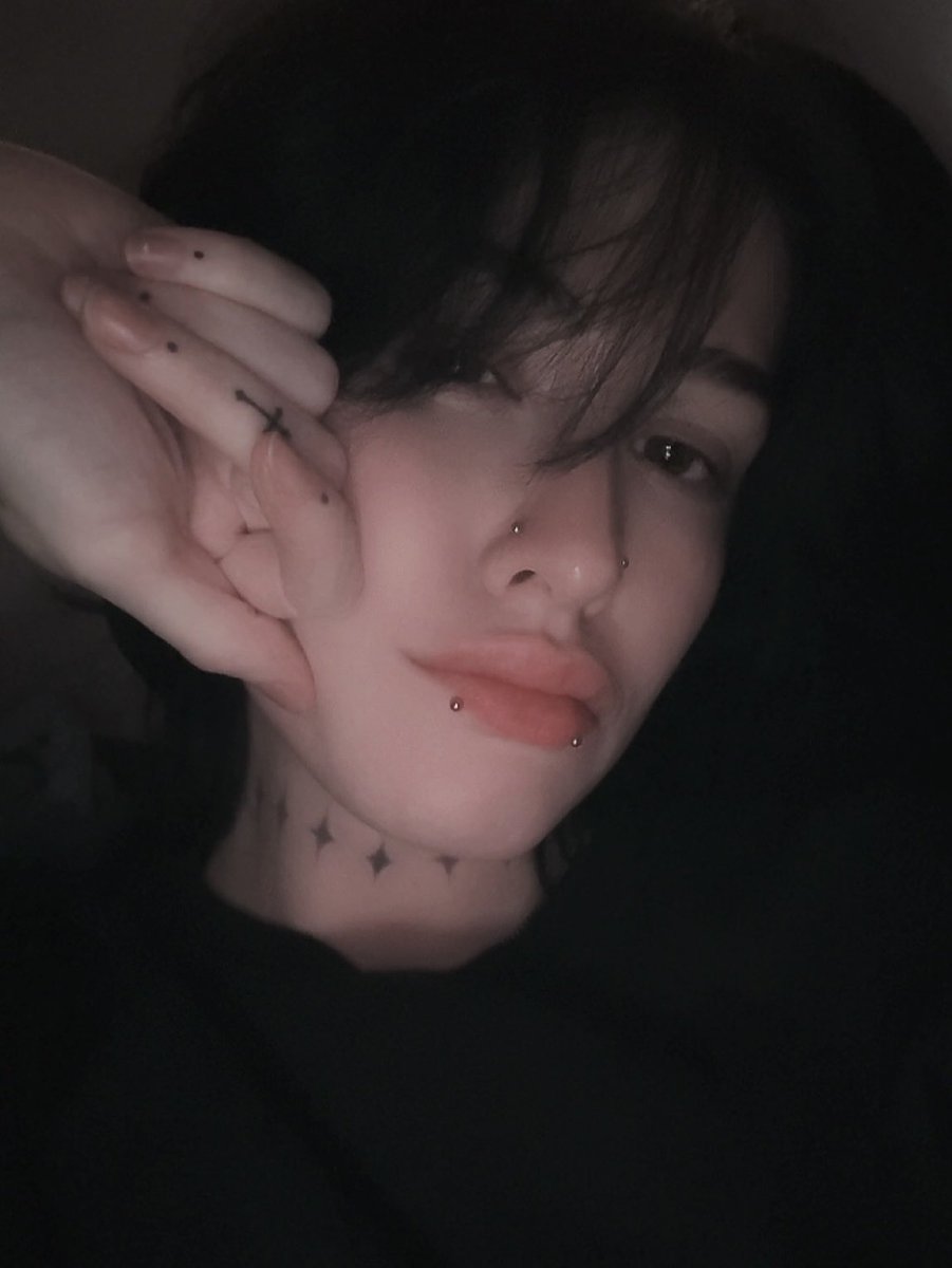 nyansty's tweet photo. 😳 https://t.co/SQocaFeblj