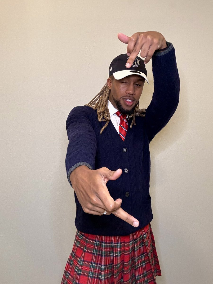 iG: dannii_boi tweet media