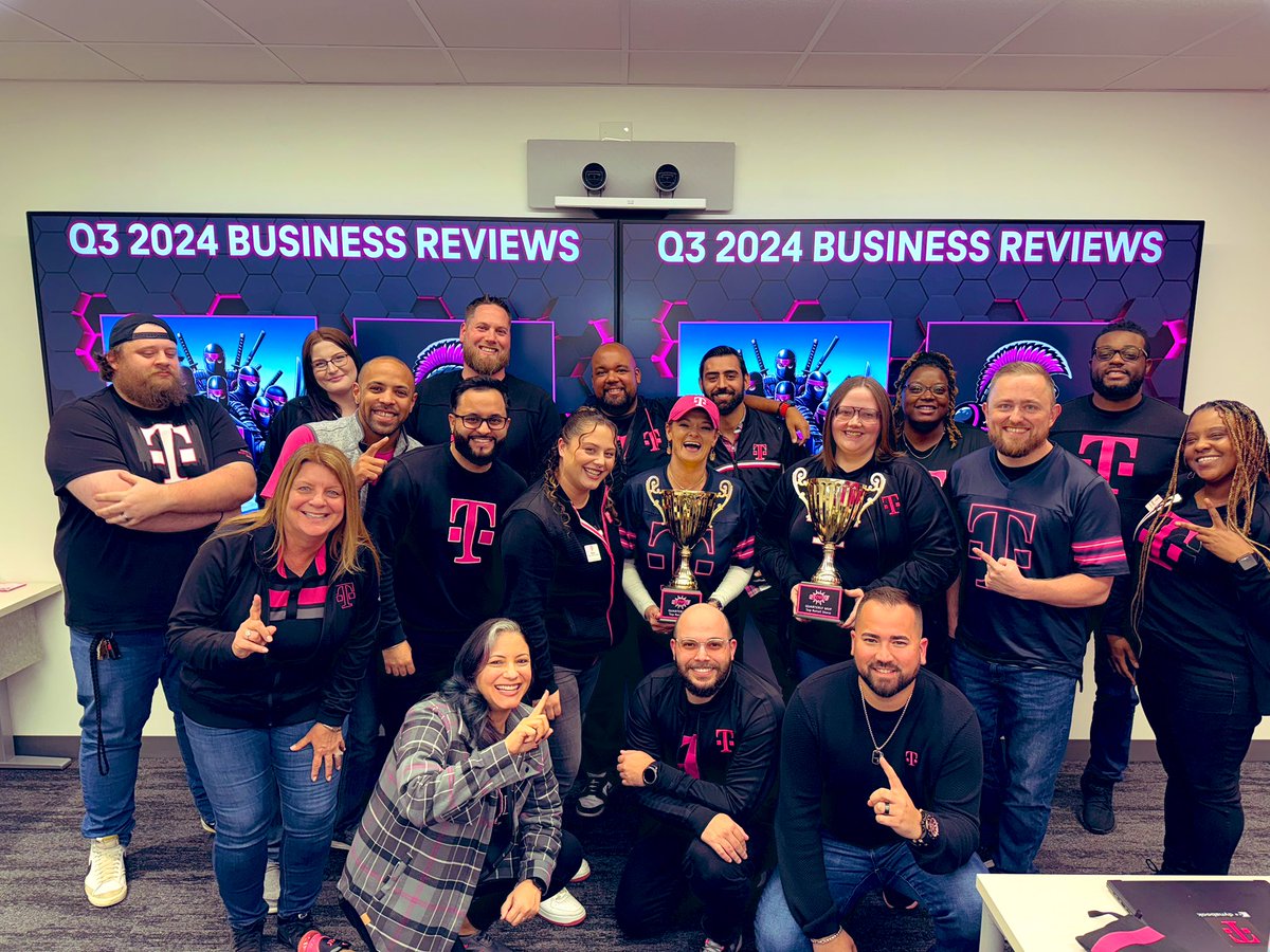 TiNaDeTre's tweet photo. Another Rockingham/ Hickory Business review in the books. Love hearing about all the successful accomplishments from Q3 and plans for Q4! More to come from both teams! Let’s go! https://t.co/jY6XTdppPs