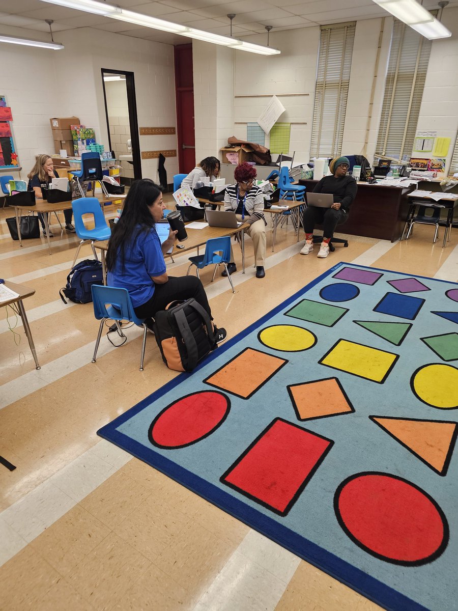 Tia Collins tweet media