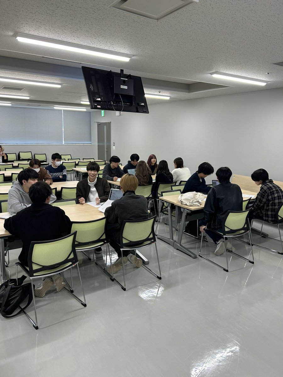 arimaseminar25's tweet photo. 有馬ゼミ説明会始まってます！
是非お越しください✨️ https://t.co/tzTESf2FK6
